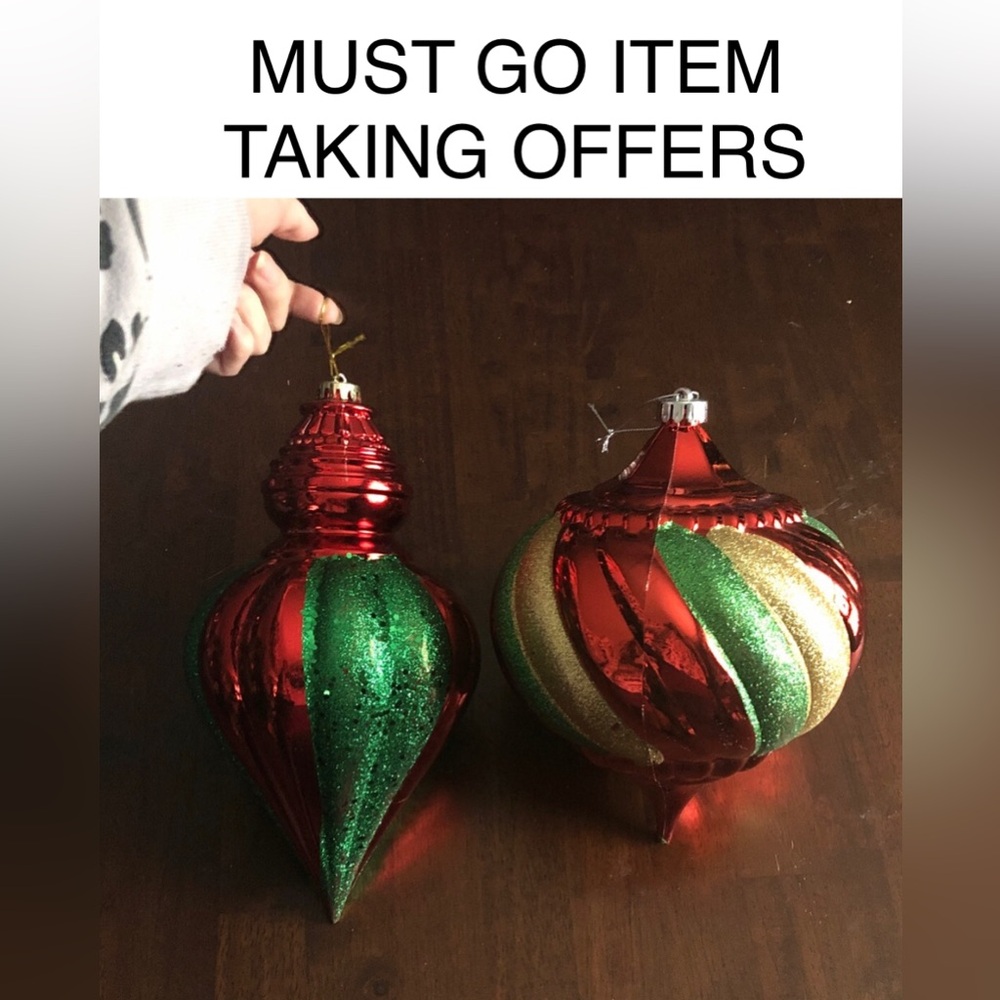 🚚 Jumbo Festive Red, Green & Gold Holiday Ornaments ❣️Ship Alone❣️